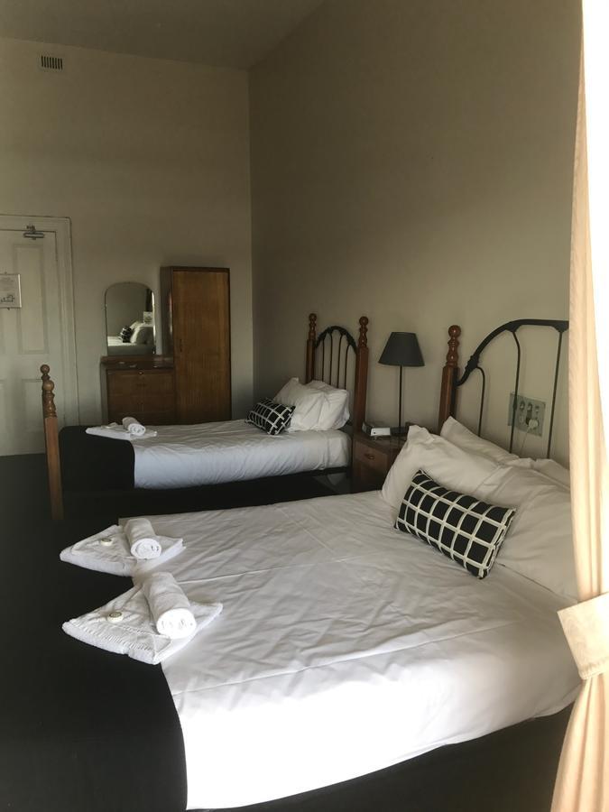 Grosvenor Hotel Виктор Харбър Екстериор снимка